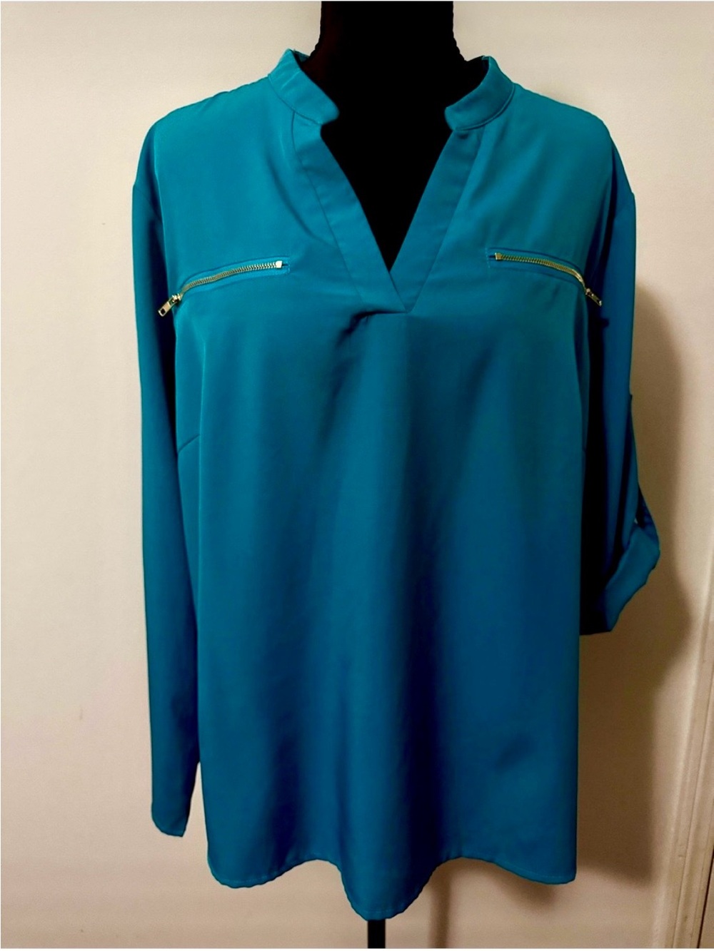 Teal V-Neck Long Sleeve Blouse with Zip Pockets